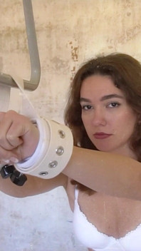 Klinikbondage BDSM & Bondage Girl Teens