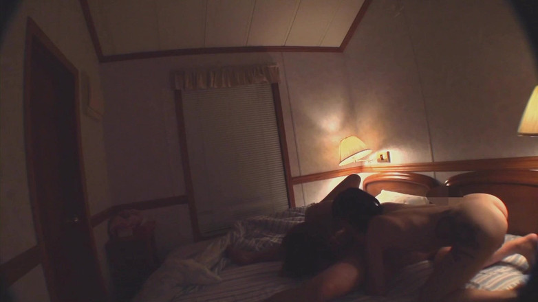 Injoy X: ホテルの部屋で温泉アジアの三人組