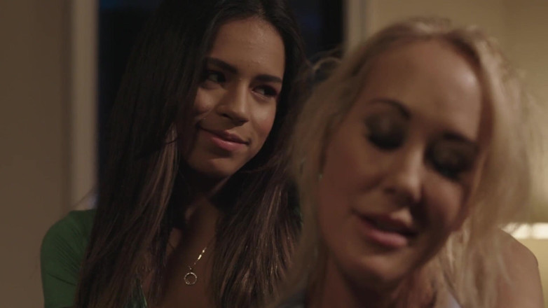 SweetheartVideo: Brandi Miluje dívky 2 Scéna 2 Brandi touží po kundičce