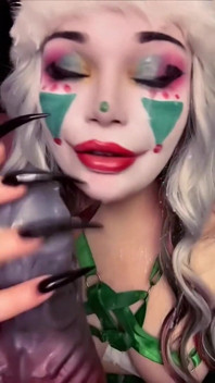 Facials and Breeding for the Christmas Clown