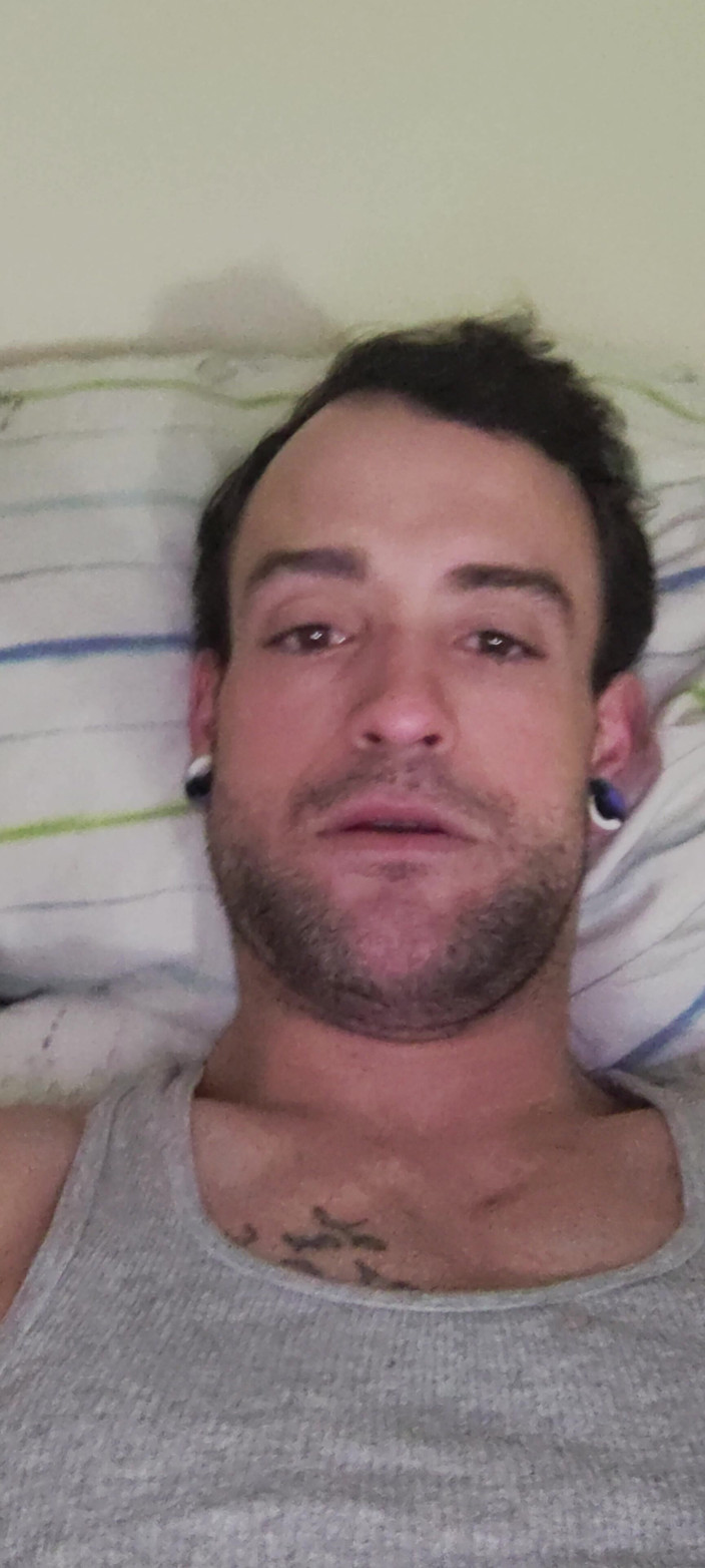 Mikey 21: Leker med min normala storlek kuk