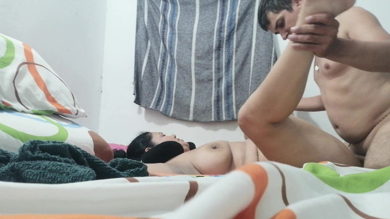 Valkyrie and Luigy Couple: Isteri berkongkek