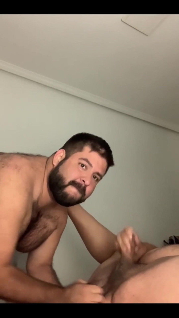 Ksanchez1203: Je suis une avaleuse pulpeuse, j’aime quand mon maître joue...