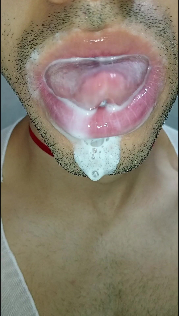 Rey rey: Éjaculation dans ma bouche