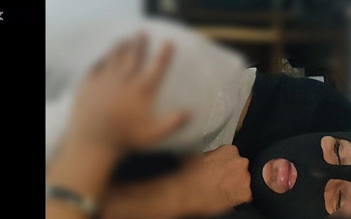 Rabbyal khan: Culo caldo scopata da amico