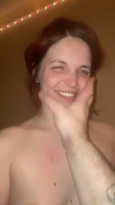 Elena917: Tits slapping, rough nipple and tits play