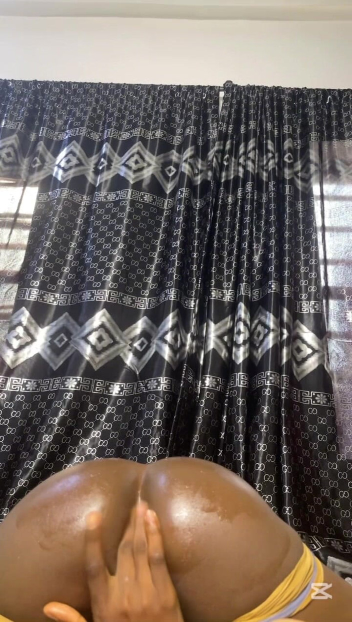 Aded-Toxic: Sexy Twink Sama doma Zlobivá 1