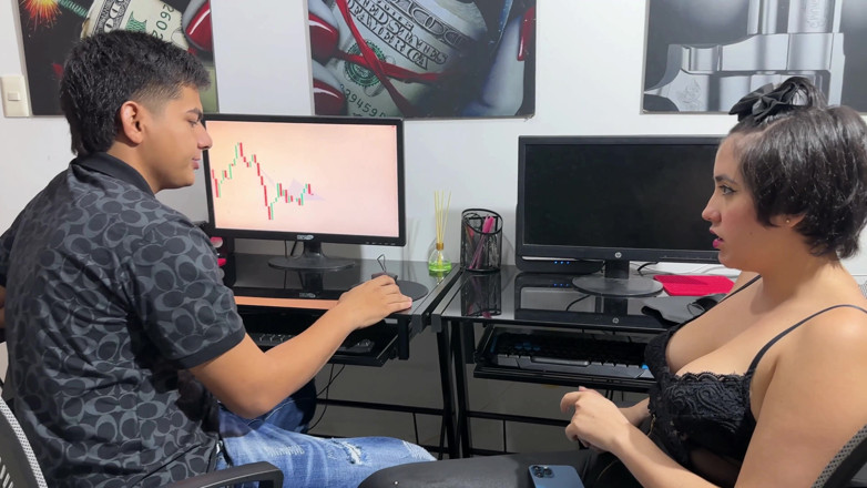 ManuelaAlvarez: แลกกับการไม่จ่ายเงิน overtime ให้เลขาหีเด็ดตูดใหญ่ลาติน่า ฉันเย้ายวนเธอจนเอาควยยักษ์ยัดหี