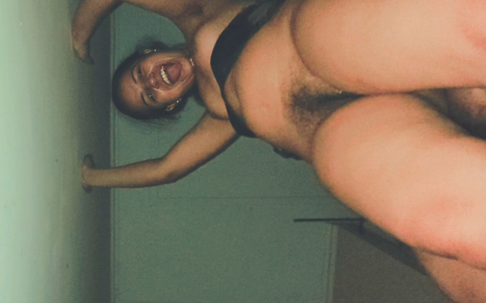 Hot Sis: 德西哥与大鸡巴啪和充分享受