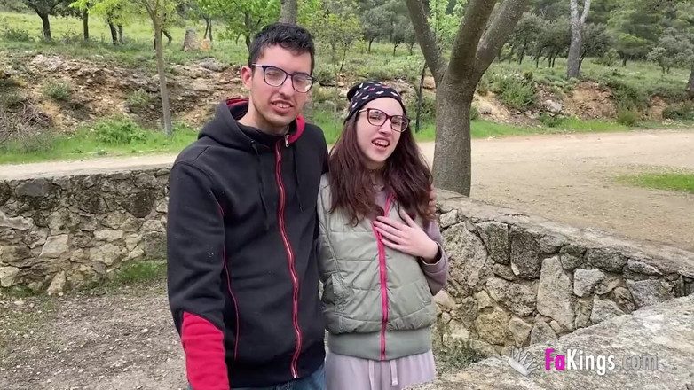 FAKings: Landpaar sucht einen landfick. Diana und Cristians outdoor-erfahrung!