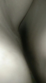 Marido y mujer india follan en un momento muy agradable en la noche
