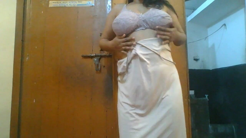 ModelXpressBd: Munia Afrin