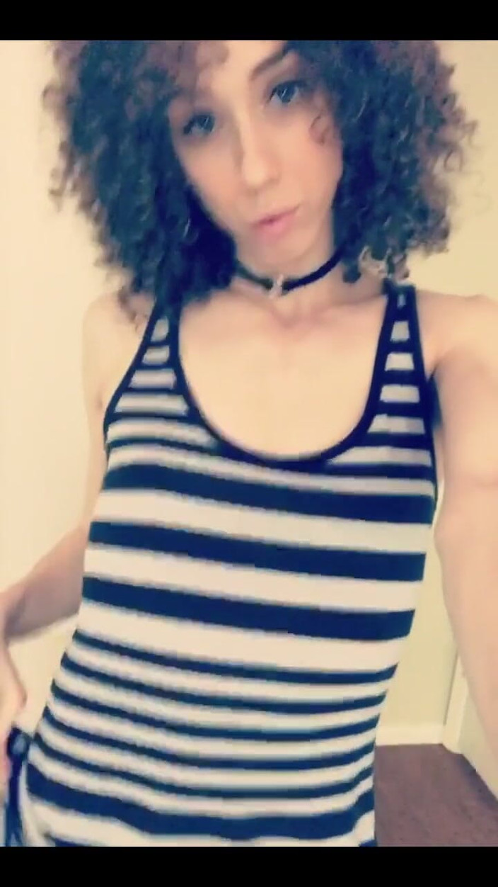 Tia Tizzianni Productions: Melimpah pancutan pra dalam seluar dalam saya