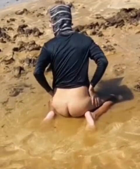 Ladysilvas: Ladysilva Zróbmy gorący anal im na plaży