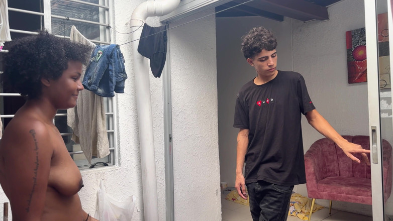KenaySexxx: 継息子とその義理の妹とのスリーサムは、どんな男の子でも夢見るような幻想で終わります。
