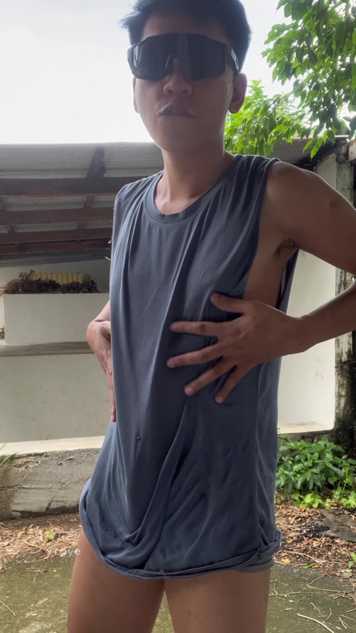 Troye_AsianPinoy: Deschide gura pentru pula băiatului asiatic virgin