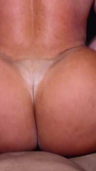 dojrzałe PAWG zdradza męża Cuck z BBC