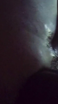 Sam napalony crossdresser bierze dildo BBC