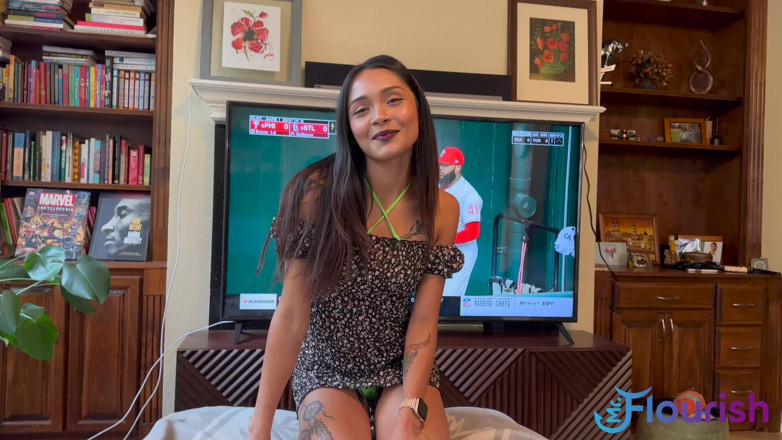 The Flourish XXX: Margarita Tiada Di Sini Untuk Menonton Besbong Mengambil Dubur Dan...