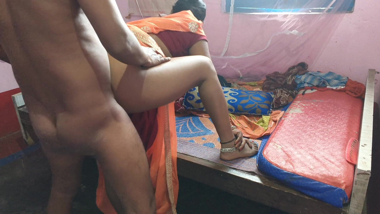 Sobha rani: Gospodyni ładna dziewczyna zerżnięta przez najemcę w zamian za wynajem pokoju,...