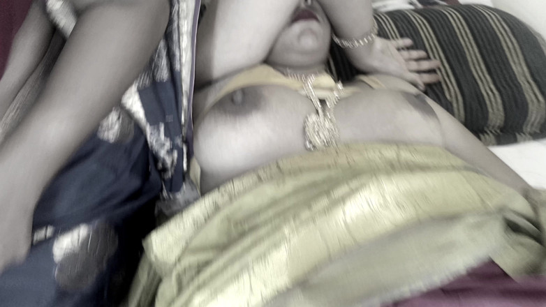 Wonder: Adik tiri Lesbian