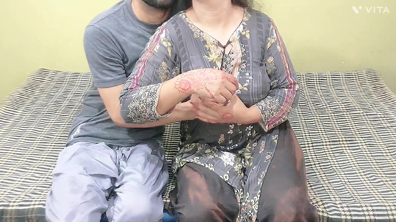 Pakistani CoupleX: Couple desi indien, pipe et vidéo de sexe avec audio...