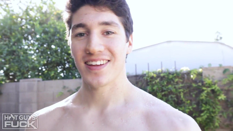 Hot Guys Fuck: Heiße neulinge, sportler verliert jungfräulichkeit an heißes schwarzes mädchen