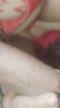 Hintli evli kadın priya kocasının arkadaşına sakso çekiyor