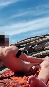 253 - Fingering Wet Pussy on Beach and Gets Caught and Interrupted by Watcher - Misscreamy