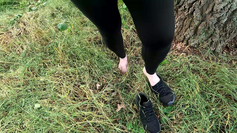Bouncy Tits Action: Training für Weltrekord im tittenlapping Nr. 1 - Teil 1