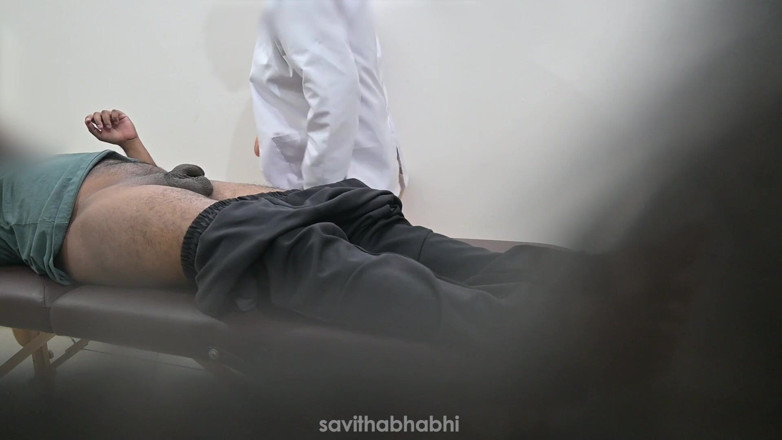 savithabhabhi: Signora dottore controlla il paziente in ospedale