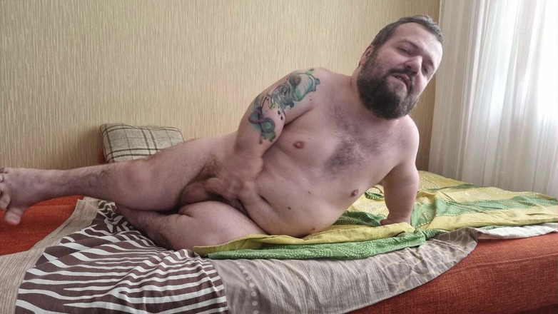 MiniCorgi: 난쟁이가 침대에서 쳐다친 다음 사정해!