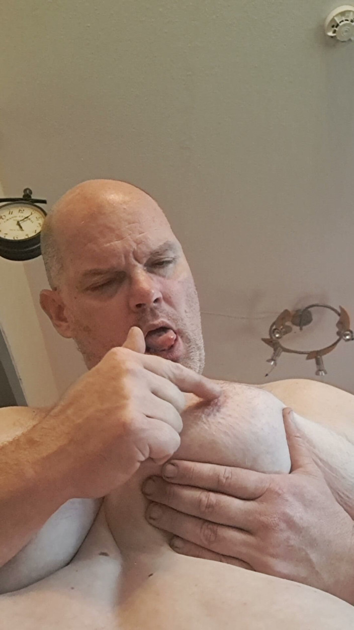 Fickspecht: Again and Again This Bitch