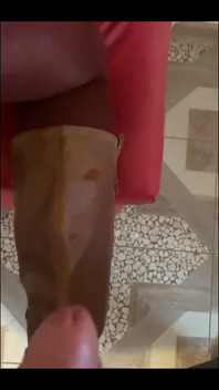 Cândva, a existat o femeie pe nume milfycalla care a vrut întotdeauna să fie o cowgirl. Ea a crescut în oraș, dar ea a avut