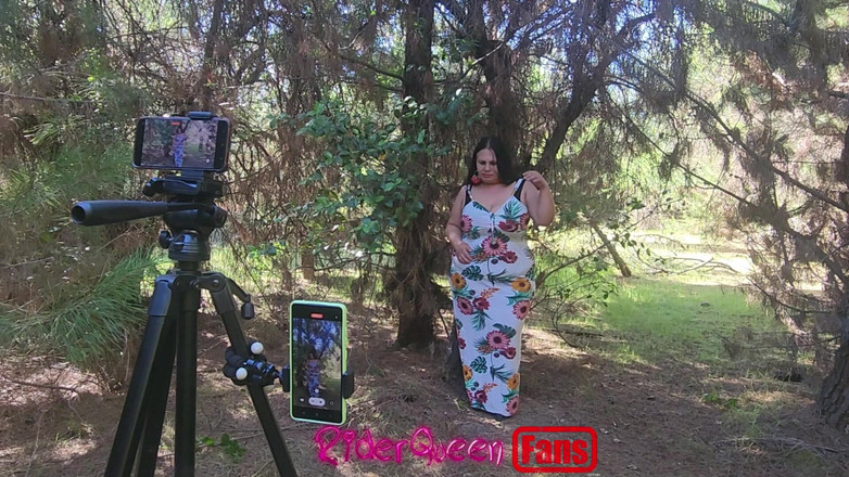 Riderqueen BBW Step Mom Latina Ebony: Riderqueen sam, na zewnątrz, filmy dla fanów