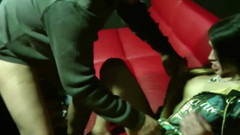 Videos Francaises: Tato francouzská holka dostala velký náklad spermatu v kině