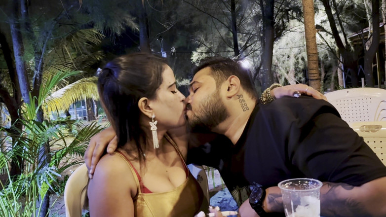 Johnn mathew: Dost Ki Girlfriend Ko Bulake Chood Diya Hardcore Sex