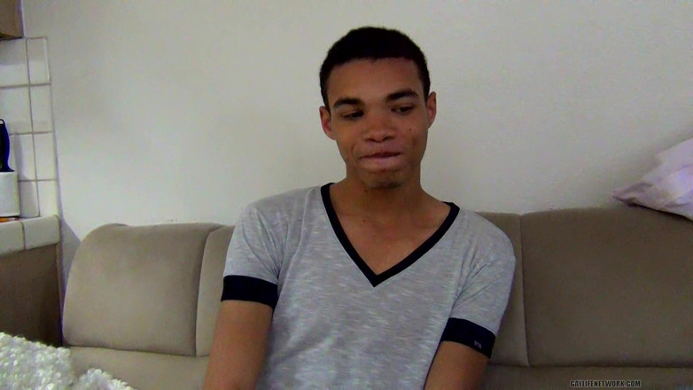 Lollipop Twinks: Узнайте больше о симпатичной Robbie