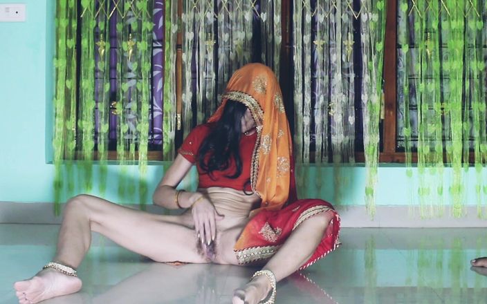 Bolly Karma: Cewek cantik ini untung aja siap di-anal