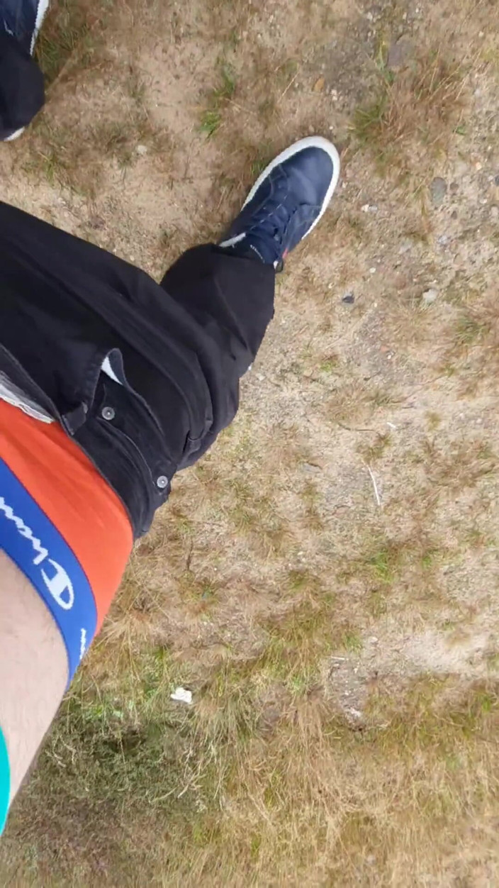 Perwerspaar Bi: Mycket kåt vän i min bil