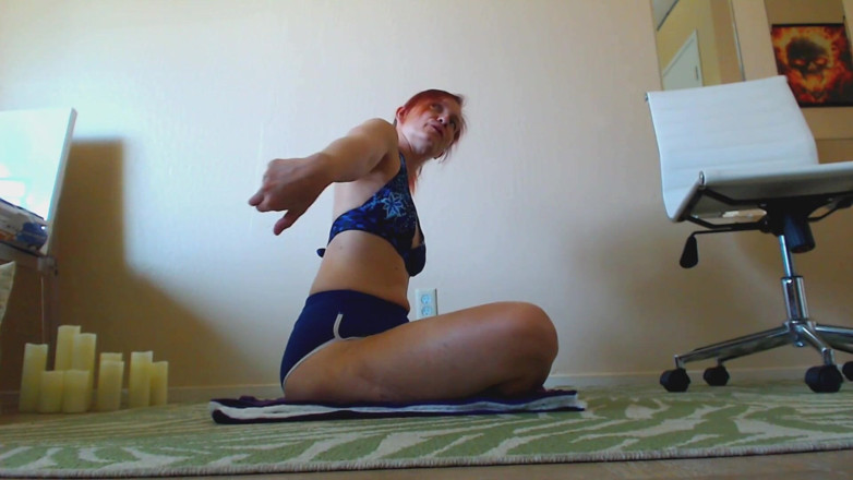 Aurora Willows: Stretching di lato e hamstring