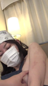 La moglie traditrice manami honjyo scopa il nostro modello durante la pausa pranzo