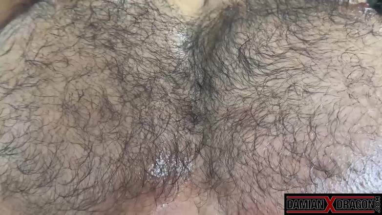 DamianXDragon: 肌肉发达的Felino接受令人满意的鸡巴按摩