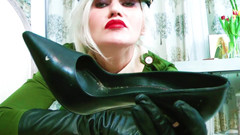 Goddess Celine: Treinamento para escravos com pé