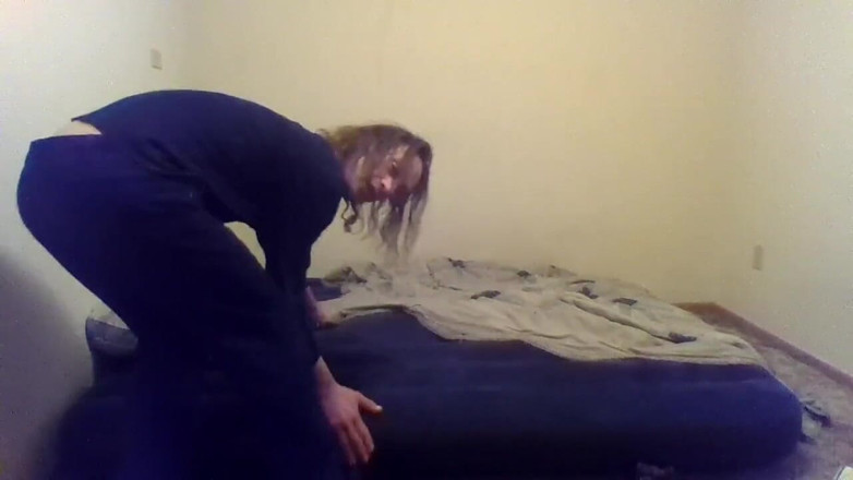 LilTaste: Transgirl vestita che ti spera una buona notte e che...