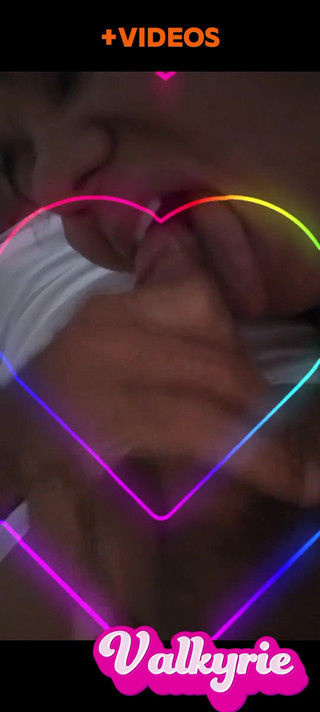 Thumbnail of I Love Pumping Milk with My Mouth