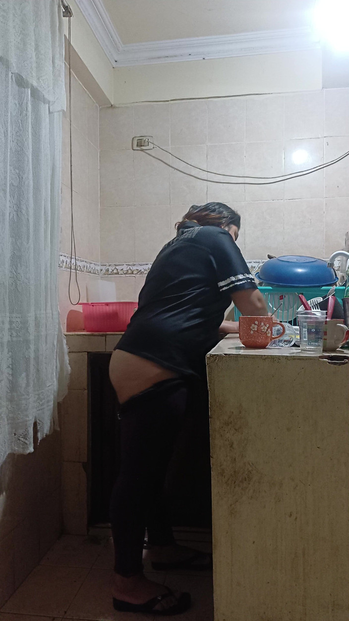 Eatrella j: I Fuck My Stepsister in the Kitchen, My Stepmother Almost...
