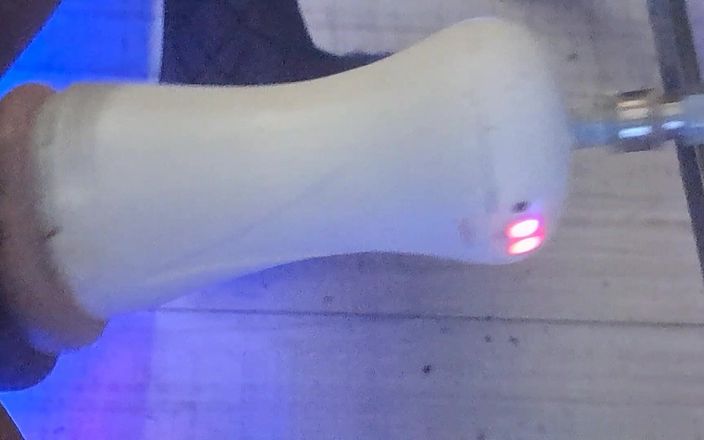 Shana Swarofski: Fleshlight mastürbasyonu!