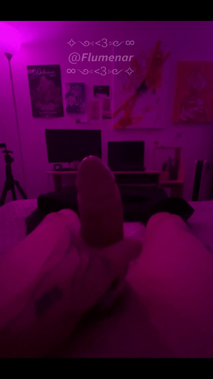 Flumenar: 자지를 빨아주는 여친