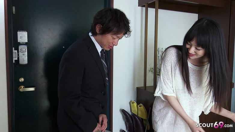 Asian porn collection: 日本の十代のHiyoriと大きなおっぱい取得クリームパイによってステップお父さん